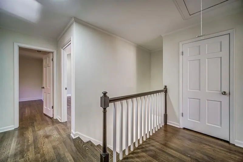 6185 Weatherly Drive, Sandy Springs, Georgia 30328, 4 Bedrooms Bedrooms, ,4 BathroomsBathrooms,Residential,Sold,6185 Weatherly Drive,6651036