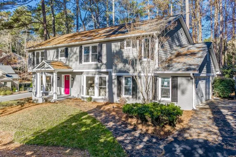 6185 Weatherly Drive, Sandy Springs, Georgia 30328, 4 Bedrooms Bedrooms, ,4 BathroomsBathrooms,Residential,Sold,6185 Weatherly Drive,6651036