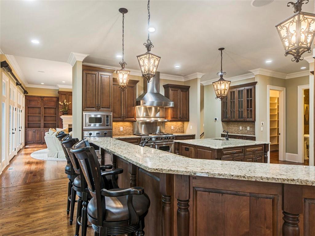 2055 Clay Drive, Sandy Springs, Georgia 30350, 7 Bedrooms Bedrooms, ,7 BathroomsBathrooms,Residential,Sold,2055 Clay Drive,7329584