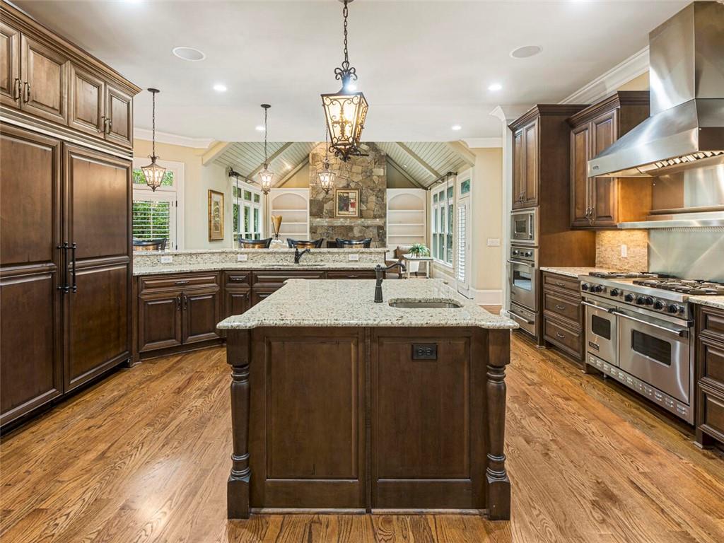 2055 Clay Drive, Sandy Springs, Georgia 30350, 7 Bedrooms Bedrooms, ,7 BathroomsBathrooms,Residential,Sold,2055 Clay Drive,7329584