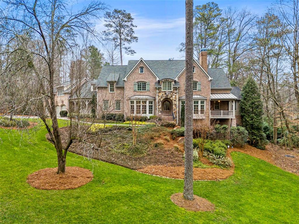 Stately traditional home on 2 acres