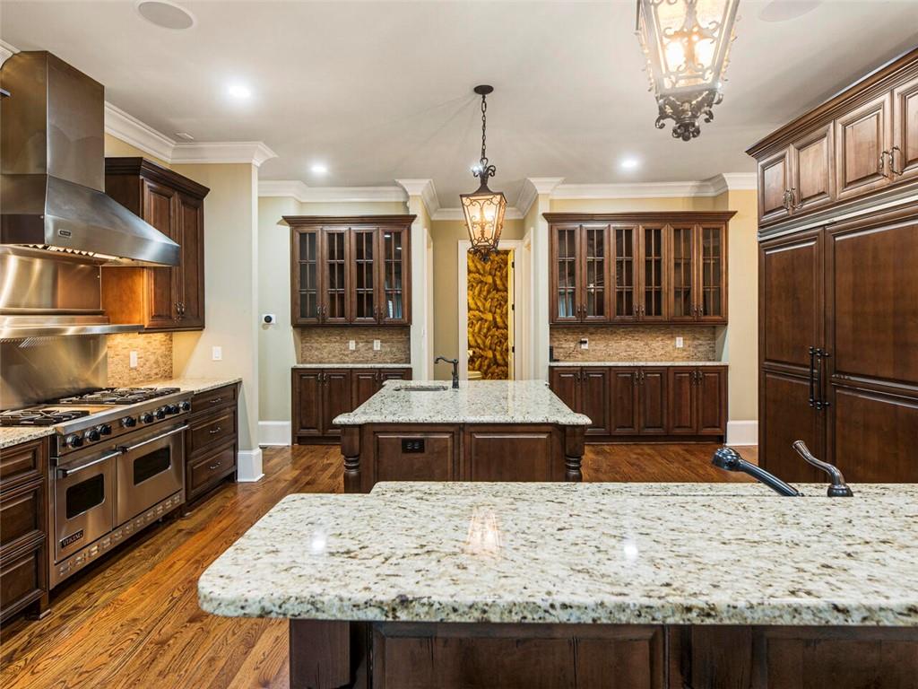 2055 Clay Drive, Sandy Springs, Georgia 30350, 7 Bedrooms Bedrooms, ,7 BathroomsBathrooms,Residential,Sold,2055 Clay Drive,7329584