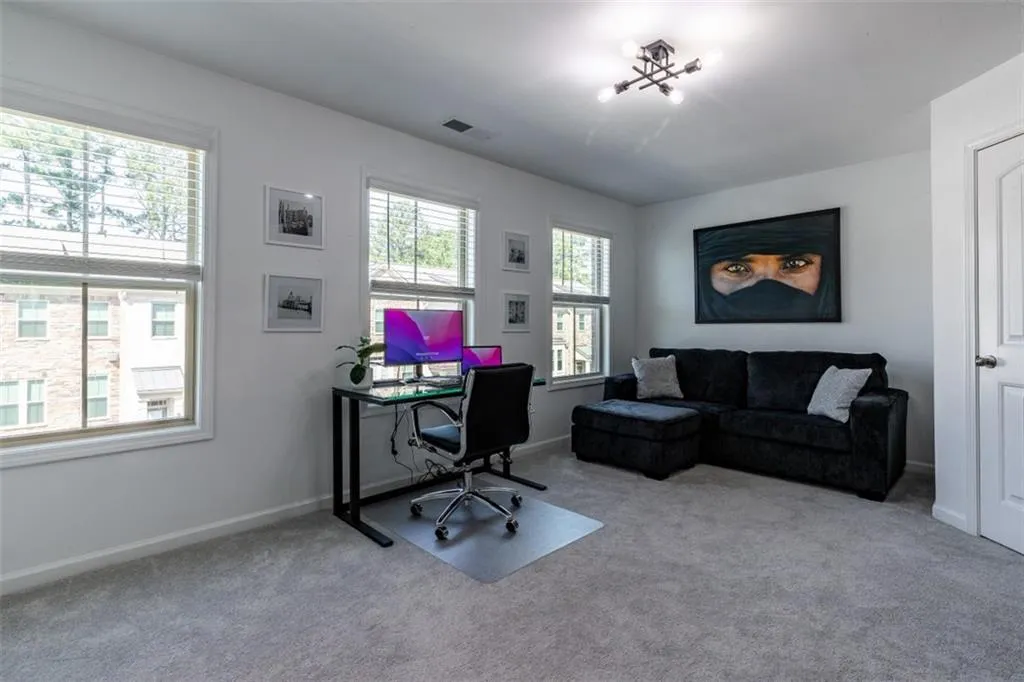 363 Provenance Drive, Sandy Springs, Georgia 30328, 3 Bedrooms Bedrooms, ,3 BathroomsBathrooms,Residential,Sold,363 Provenance Drive,7119269