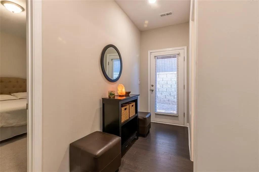 363 Provenance Drive, Sandy Springs, Georgia 30328, 3 Bedrooms Bedrooms, ,3 BathroomsBathrooms,Residential,Sold,363 Provenance Drive,7119269