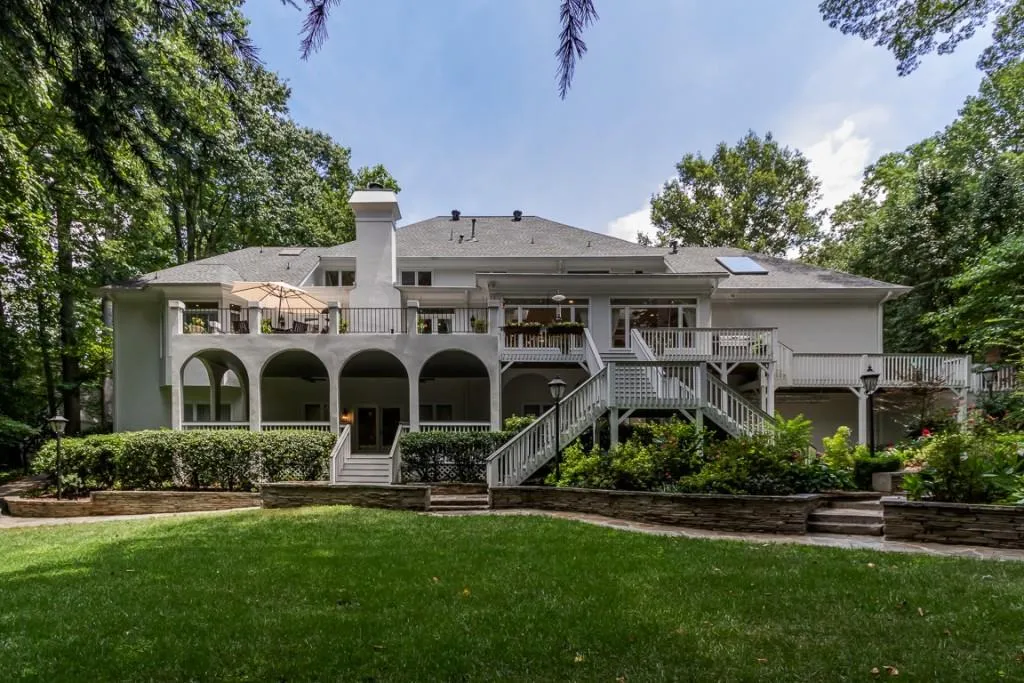 5430 Powers Overlook Court Nw, Sandy Springs, Georgia 30327, 6 Bedrooms Bedrooms, ,5 BathroomsBathrooms,Residential,Sold,5430 Powers Overlook Court Nw,6762297