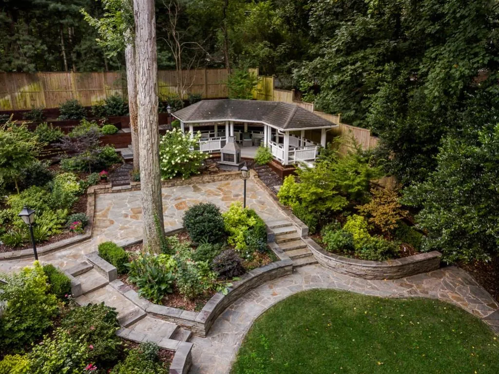 5430 Powers Overlook Court Nw, Sandy Springs, Georgia 30327, 6 Bedrooms Bedrooms, ,5 BathroomsBathrooms,Residential,Sold,5430 Powers Overlook Court Nw,6762297