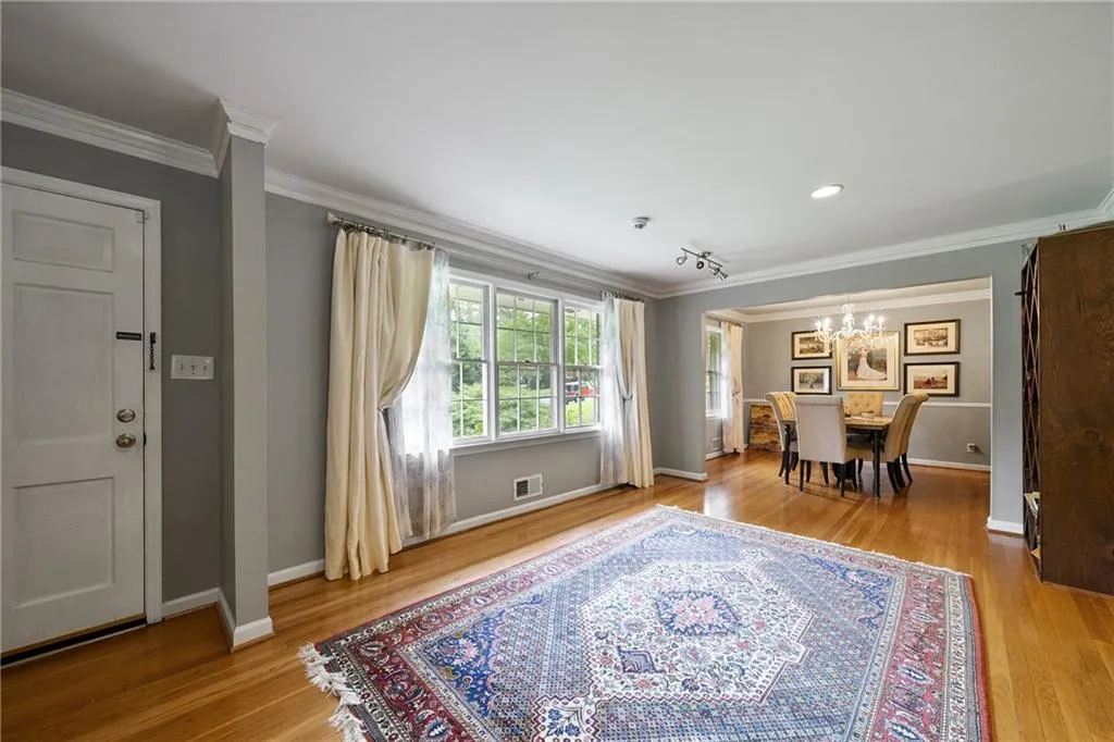 5800 Hilderbrand Drive, Atlanta, Georgia 30328, 5 Bedrooms Bedrooms, ,3 BathroomsBathrooms,Residential,Sold,5800 Hilderbrand Drive,6749259