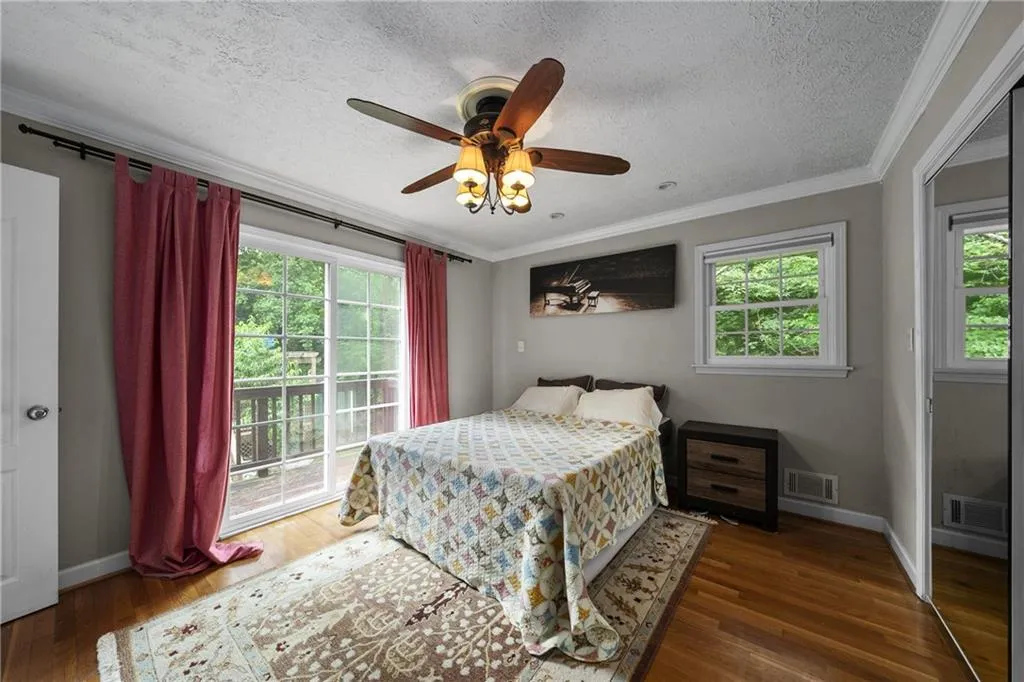 5800 Hilderbrand Drive, Atlanta, Georgia 30328, 5 Bedrooms Bedrooms, ,3 BathroomsBathrooms,Residential,Sold,5800 Hilderbrand Drive,6749259