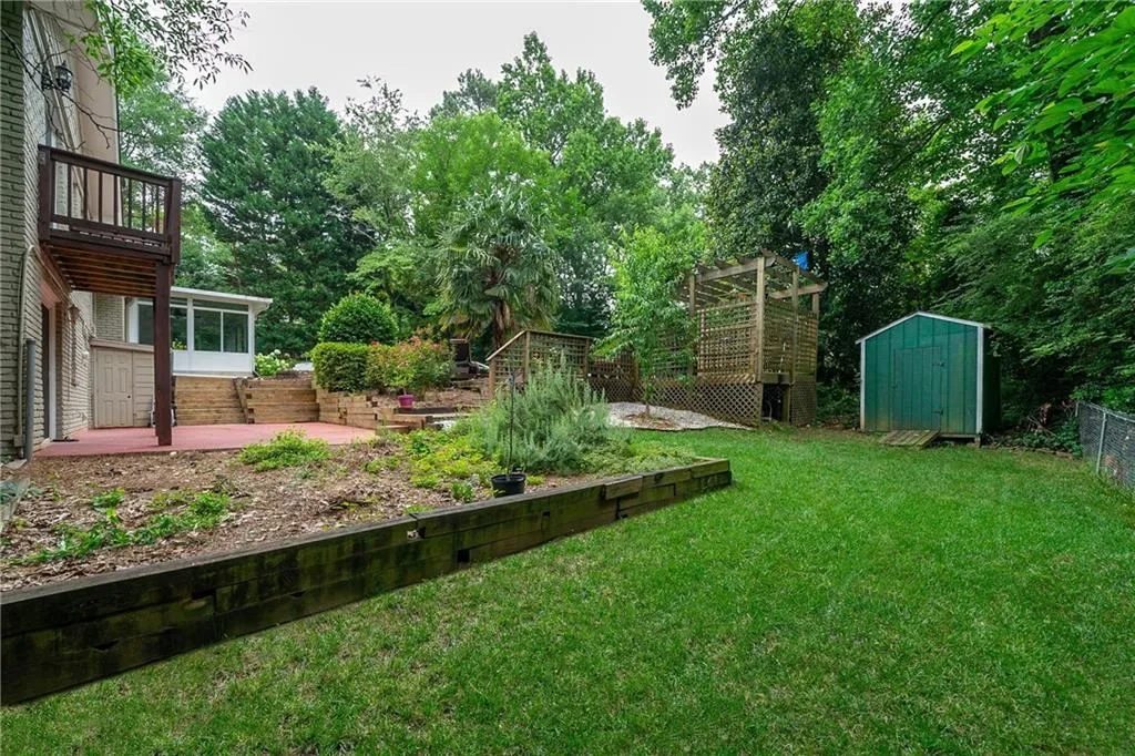 5800 Hilderbrand Drive, Atlanta, Georgia 30328, 5 Bedrooms Bedrooms, ,3 BathroomsBathrooms,Residential,Sold,5800 Hilderbrand Drive,6749259