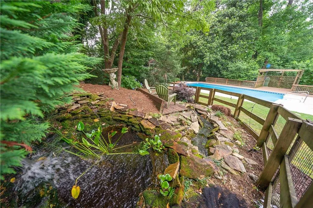 5800 Hilderbrand Drive, Atlanta, Georgia 30328, 5 Bedrooms Bedrooms, ,3 BathroomsBathrooms,Residential,Sold,5800 Hilderbrand Drive,6749259