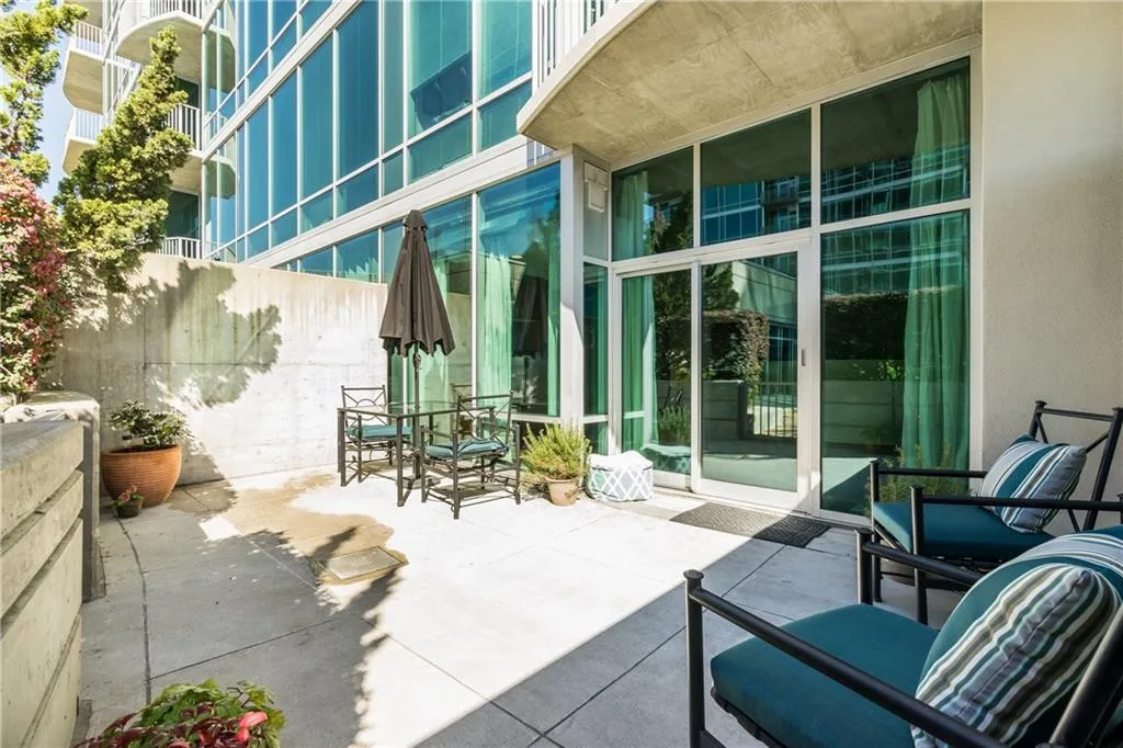 943 Peachtree Street Ne Unit 704, Atlanta, Georgia 30309, 1 Bedroom Bedrooms, ,1 BathroomBathrooms,Residential,Sold,943 Peachtree Street Ne Unit 704,5828576