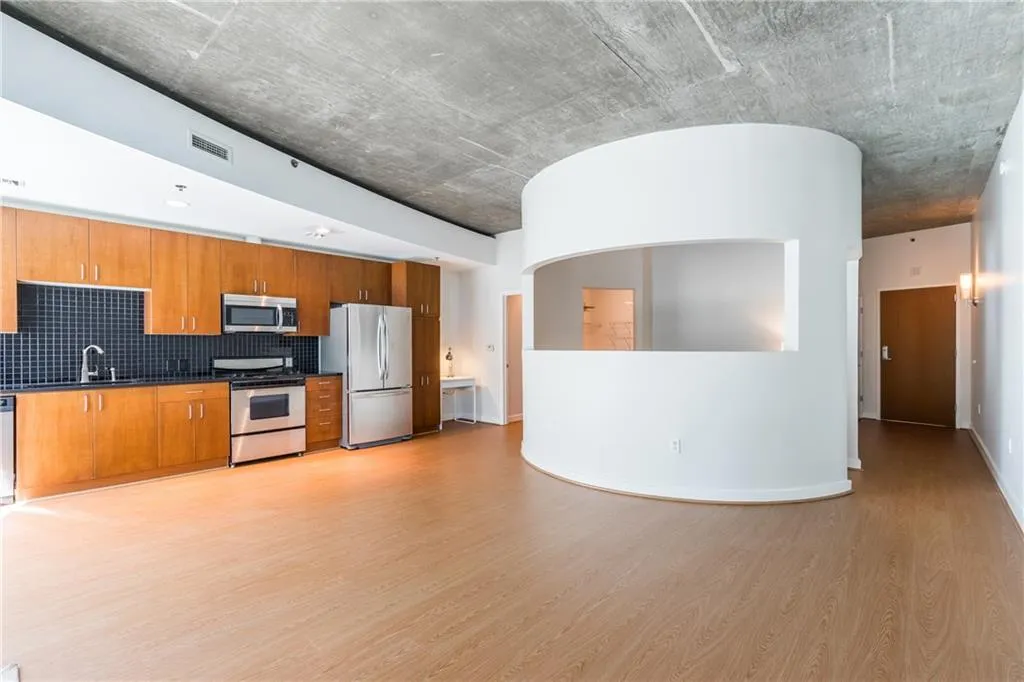 943 Peachtree Street Ne Unit 704, Atlanta, Georgia 30309, 1 Bedroom Bedrooms, ,1 BathroomBathrooms,Residential,Sold,943 Peachtree Street Ne Unit 704,5828576