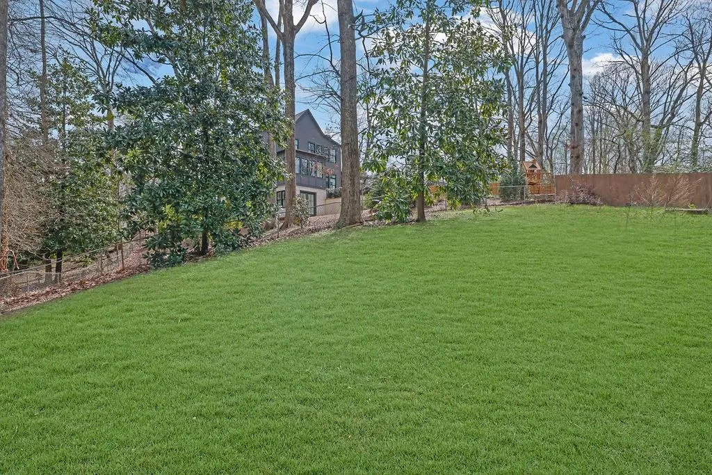 70 Bonnie Lane, Atlanta, Georgia 30328, 4 Bedrooms Bedrooms, ,3 BathroomsBathrooms,Residential,For Sale,70 Bonnie Lane,7732362
