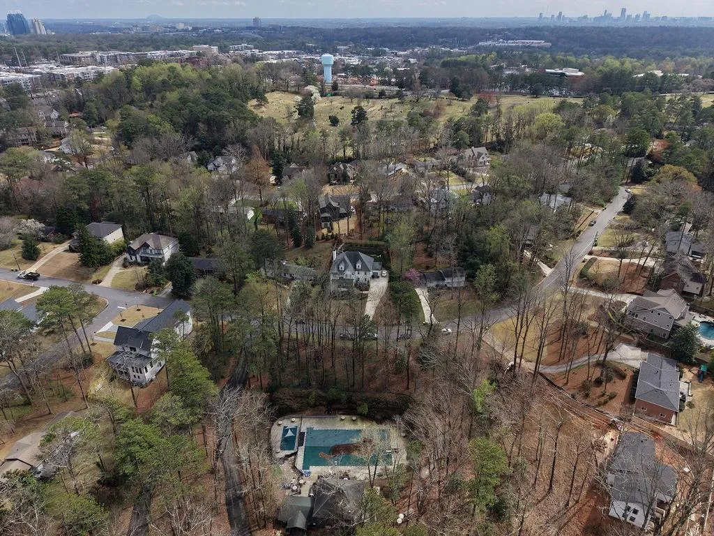 70 Bonnie Lane, Atlanta, Georgia 30328, 4 Bedrooms Bedrooms, ,3 BathroomsBathrooms,Residential,For Sale,70 Bonnie Lane,7732362
