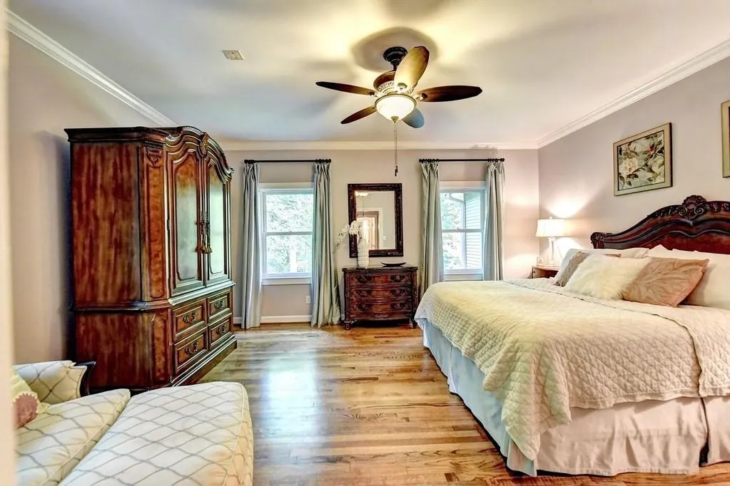 8785 Huntcliff Trace, Sandy Springs, Georgia 30350, 4 Bedrooms Bedrooms, ,3 BathroomsBathrooms,Residential,Sold,8785 Huntcliff Trace,6564147
