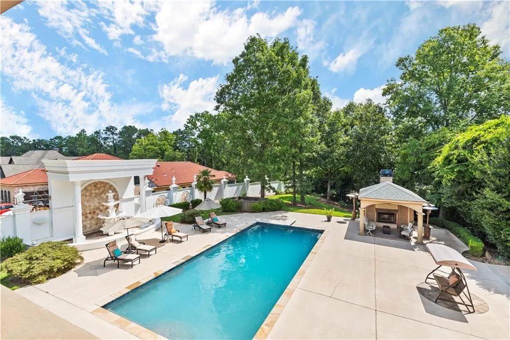 785 Riley Place, Atlanta, Georgia 30327, 7 Bedrooms Bedrooms, ,6 BathroomsBathrooms,Residential,Sold,785 Riley Place,7022807