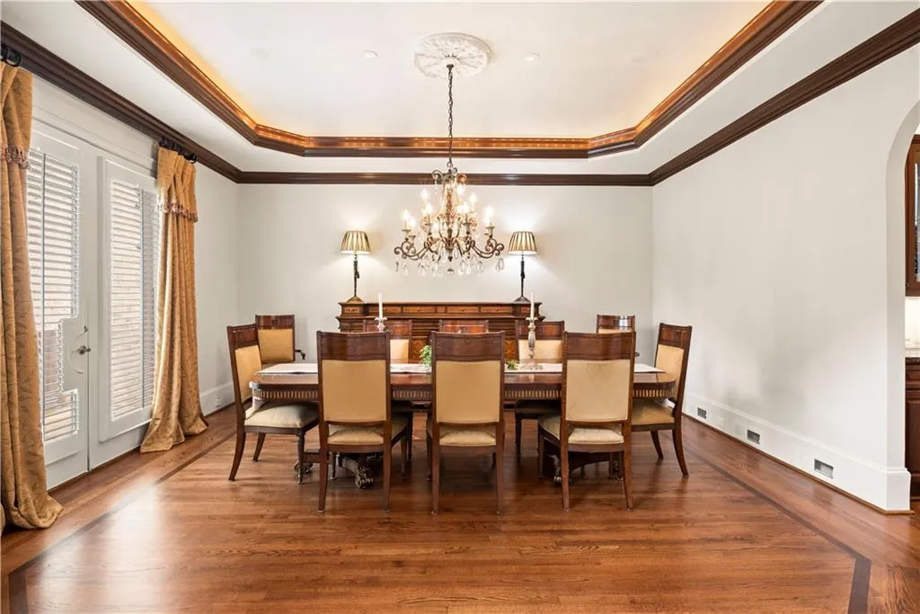 785 Riley Place, Atlanta, Georgia 30327, 7 Bedrooms Bedrooms, ,6 BathroomsBathrooms,Residential,Sold,785 Riley Place,7022807