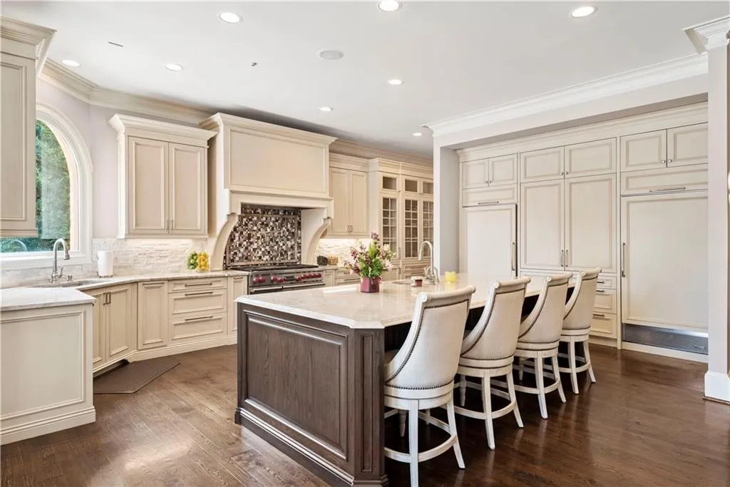 785 Riley Place, Atlanta, Georgia 30327, 7 Bedrooms Bedrooms, ,6 BathroomsBathrooms,Residential,Sold,785 Riley Place,7022807