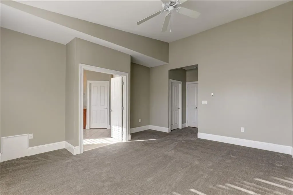 5408 Glenridge Cove, Sandy Springs, Georgia 30342, 3 Bedrooms Bedrooms, ,2 BathroomsBathrooms,Residential,Sold,5408 Glenridge Cove,6725061