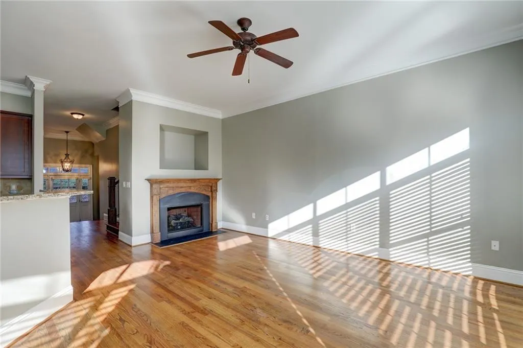 5408 Glenridge Cove, Sandy Springs, Georgia 30342, 3 Bedrooms Bedrooms, ,2 BathroomsBathrooms,Residential,Sold,5408 Glenridge Cove,6725061