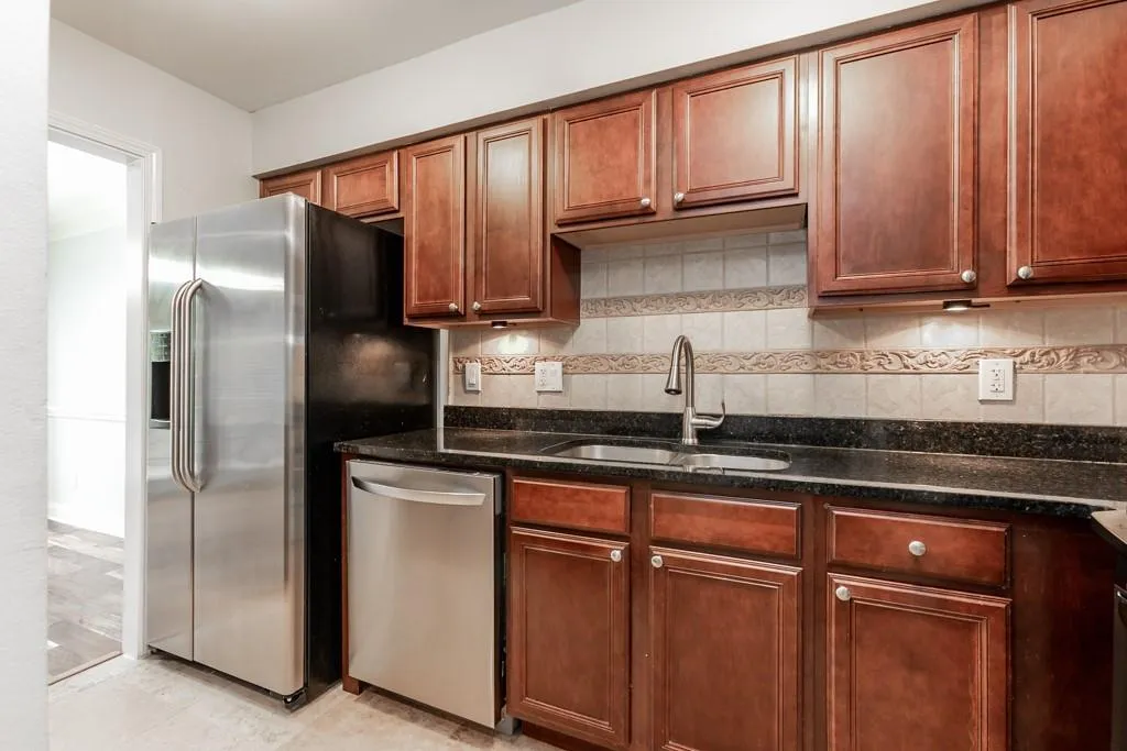 6980 Roswell Road Unit C7, Sandy Springs, Georgia 30328, 2 Bedrooms Bedrooms, ,1 BathroomBathrooms,Residential,Sold,6980 Roswell Road Unit C7,6801803