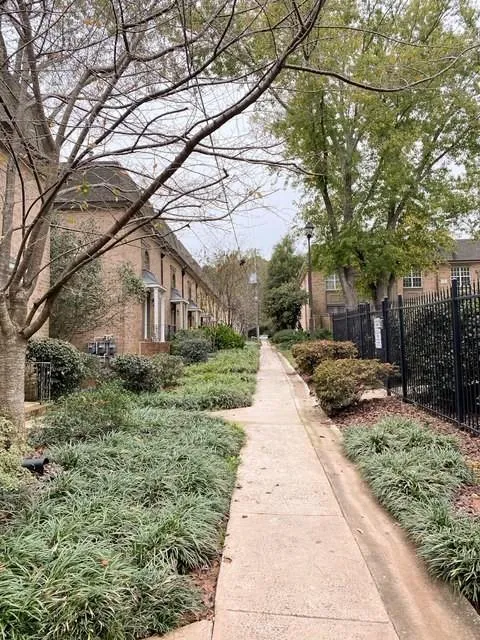 6980 Roswell Road Unit C7, Sandy Springs, Georgia 30328, 2 Bedrooms Bedrooms, ,1 BathroomBathrooms,Residential,Sold,6980 Roswell Road Unit C7,6801803