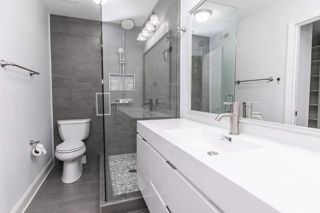 6980 Roswell Road Unit C7, Sandy Springs, Georgia 30328, 2 Bedrooms Bedrooms, ,1 BathroomBathrooms,Residential,Sold,6980 Roswell Road Unit C7,6801803