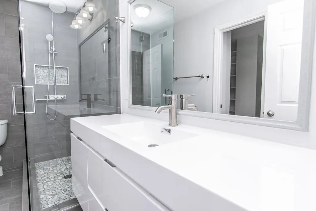 6980 Roswell Road Unit C7, Sandy Springs, Georgia 30328, 2 Bedrooms Bedrooms, ,1 BathroomBathrooms,Residential,Sold,6980 Roswell Road Unit C7,6801803