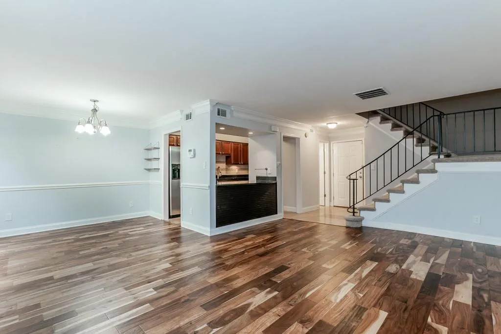 6980 Roswell Road Unit C7, Sandy Springs, Georgia 30328, 2 Bedrooms Bedrooms, ,1 BathroomBathrooms,Residential,Sold,6980 Roswell Road Unit C7,6801803
