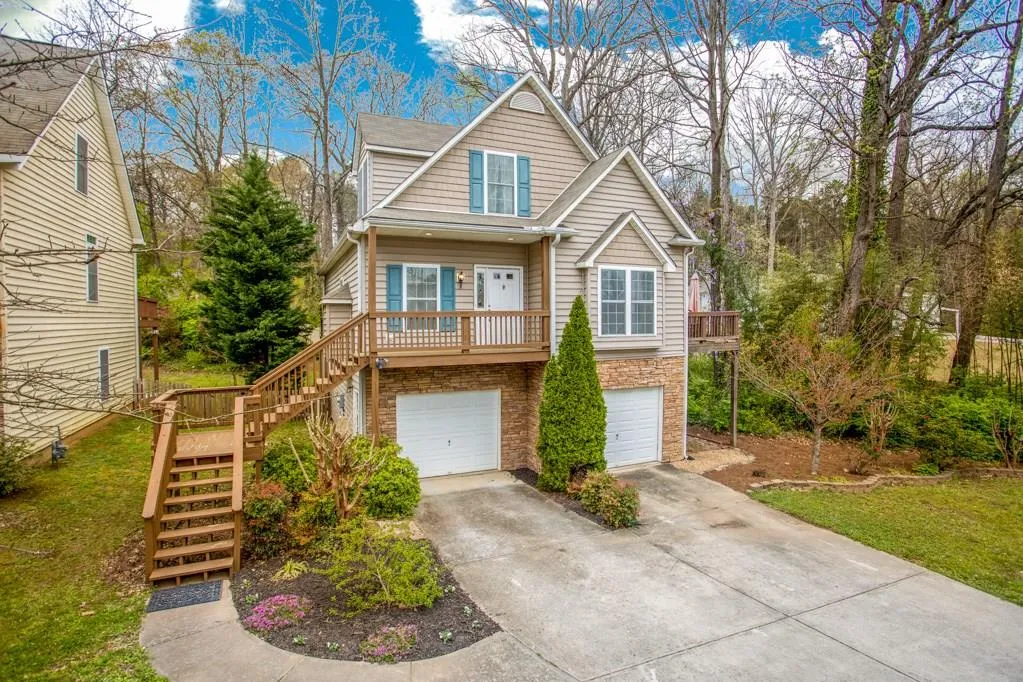1768 Plymouth Road Nw, Atlanta, Georgia 30318, 4 Bedrooms Bedrooms, ,3 BathroomsBathrooms,Residential,Sold,1768 Plymouth Road Nw,5987535