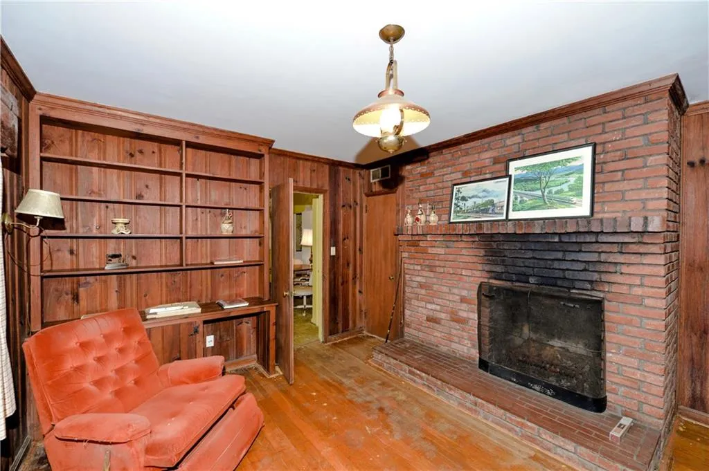 4847 Lake Forrest Drive, Sandy Springs, Georgia 30342, 3 Bedrooms Bedrooms, ,2 BathroomsBathrooms,Residential,Sold,4847 Lake Forrest Drive,5991629