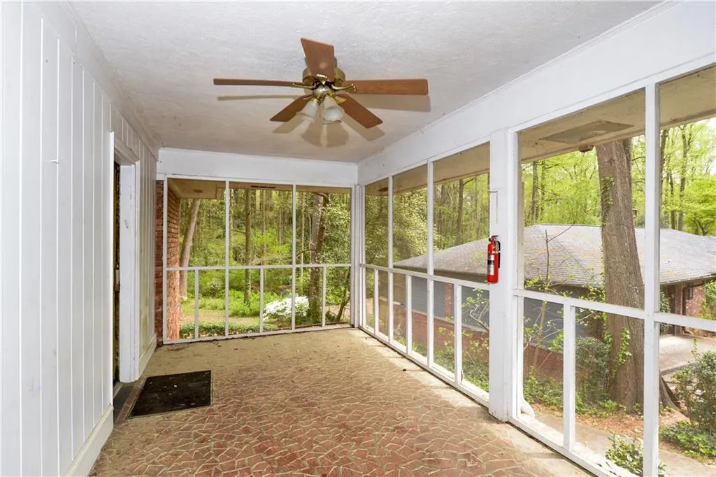 4847 Lake Forrest Drive, Sandy Springs, Georgia 30342, 3 Bedrooms Bedrooms, ,2 BathroomsBathrooms,Residential,Sold,4847 Lake Forrest Drive,5991629