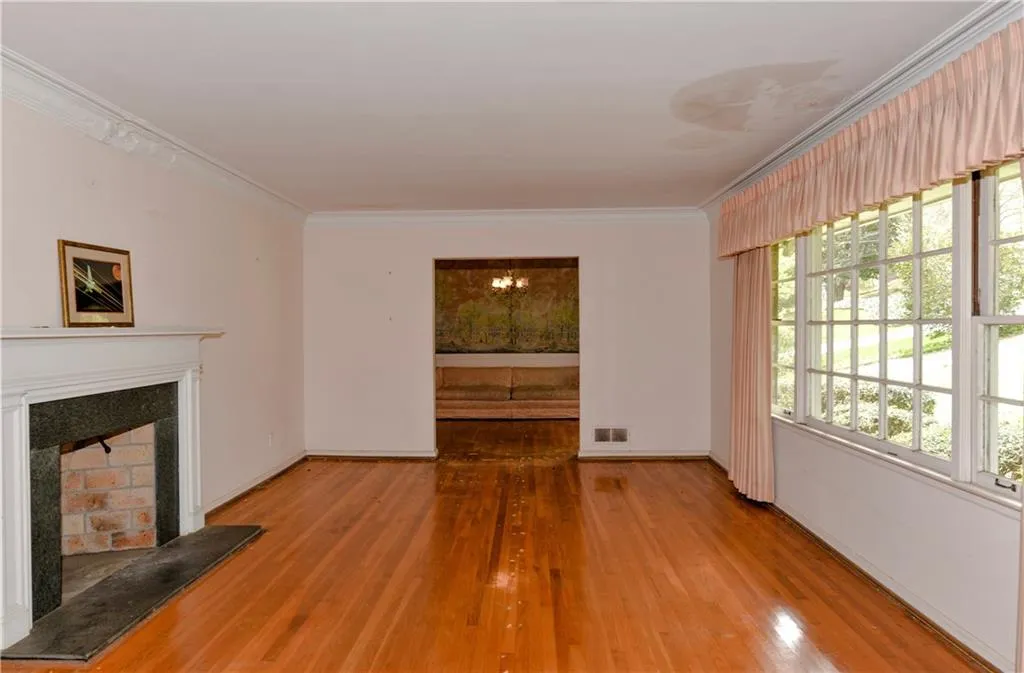 4847 Lake Forrest Drive, Sandy Springs, Georgia 30342, 3 Bedrooms Bedrooms, ,2 BathroomsBathrooms,Residential,Sold,4847 Lake Forrest Drive,5991629