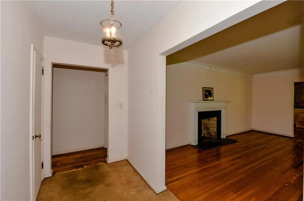 4847 Lake Forrest Drive, Sandy Springs, Georgia 30342, 3 Bedrooms Bedrooms, ,2 BathroomsBathrooms,Residential,Sold,4847 Lake Forrest Drive,5991629