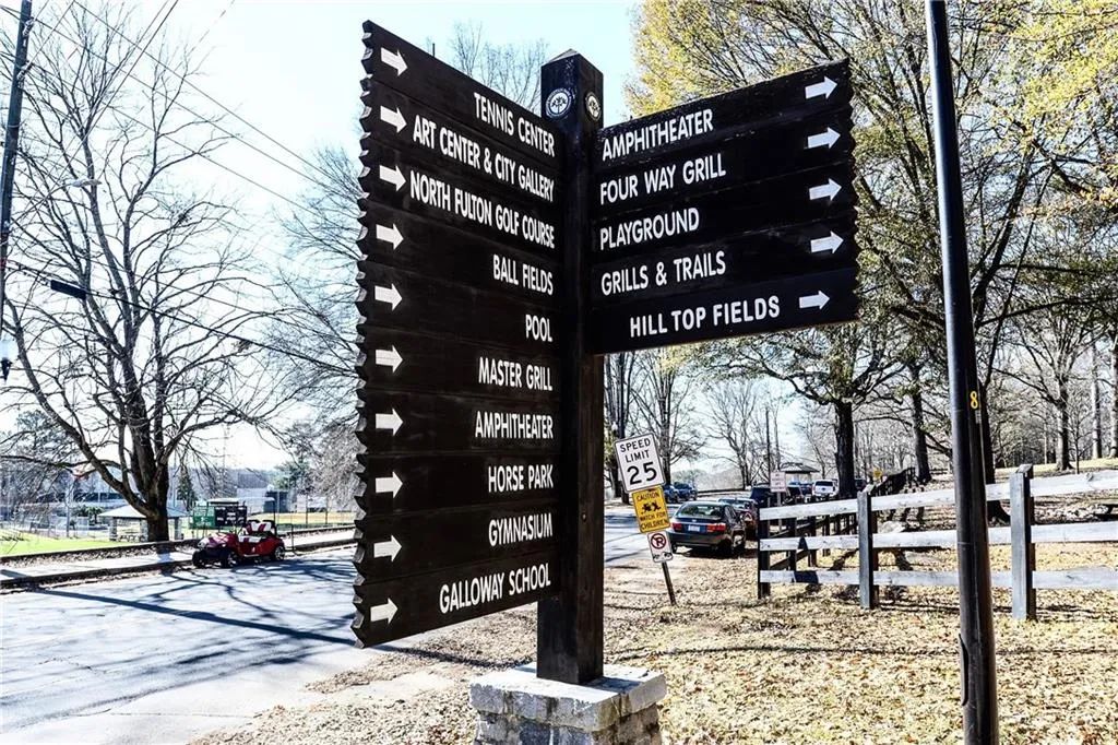 4847 Lake Forrest Drive, Sandy Springs, Georgia 30342, 3 Bedrooms Bedrooms, ,2 BathroomsBathrooms,Residential,Sold,4847 Lake Forrest Drive,5991629