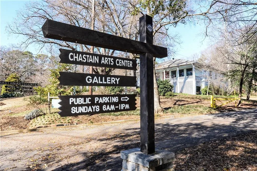 4847 Lake Forrest Drive, Sandy Springs, Georgia 30342, 3 Bedrooms Bedrooms, ,2 BathroomsBathrooms,Residential,Sold,4847 Lake Forrest Drive,5991629