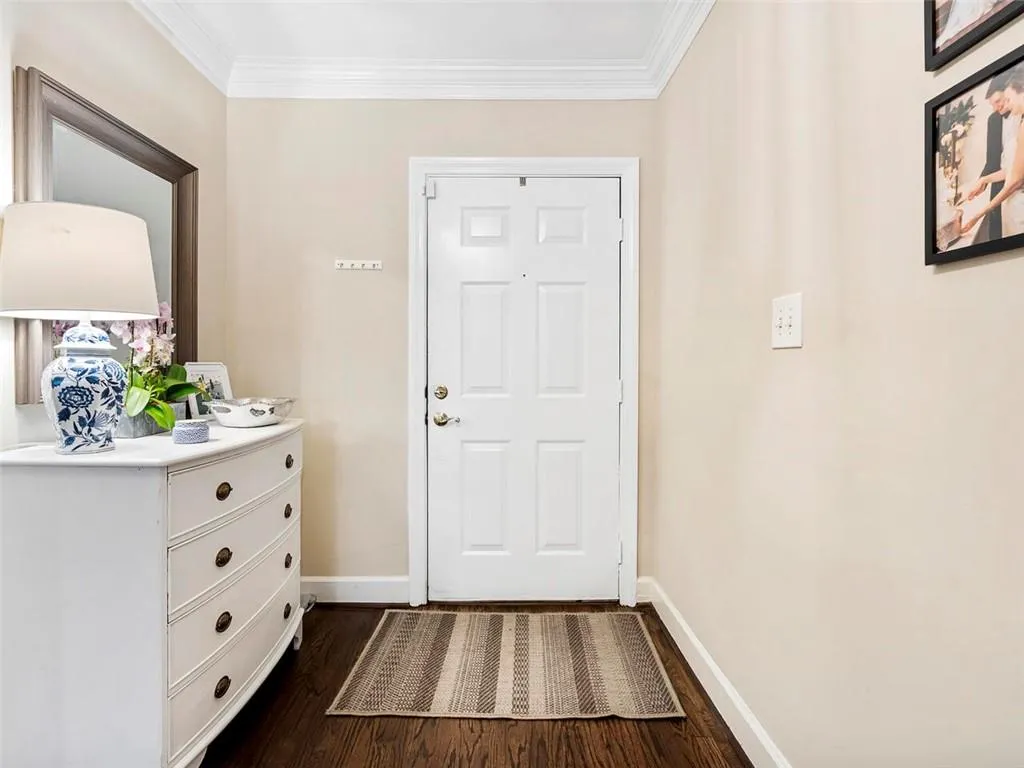 7500 Roswell Road Unit 63, Sandy Springs, Georgia 30350, 2 Bedrooms Bedrooms, ,2 BathroomsBathrooms,Residential,Sold,7500 Roswell Road Unit 63,7013991