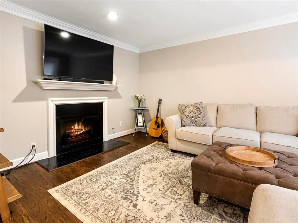 7500 Roswell Road Unit 63, Sandy Springs, Georgia 30350, 2 Bedrooms Bedrooms, ,2 BathroomsBathrooms,Residential,Sold,7500 Roswell Road Unit 63,7013991