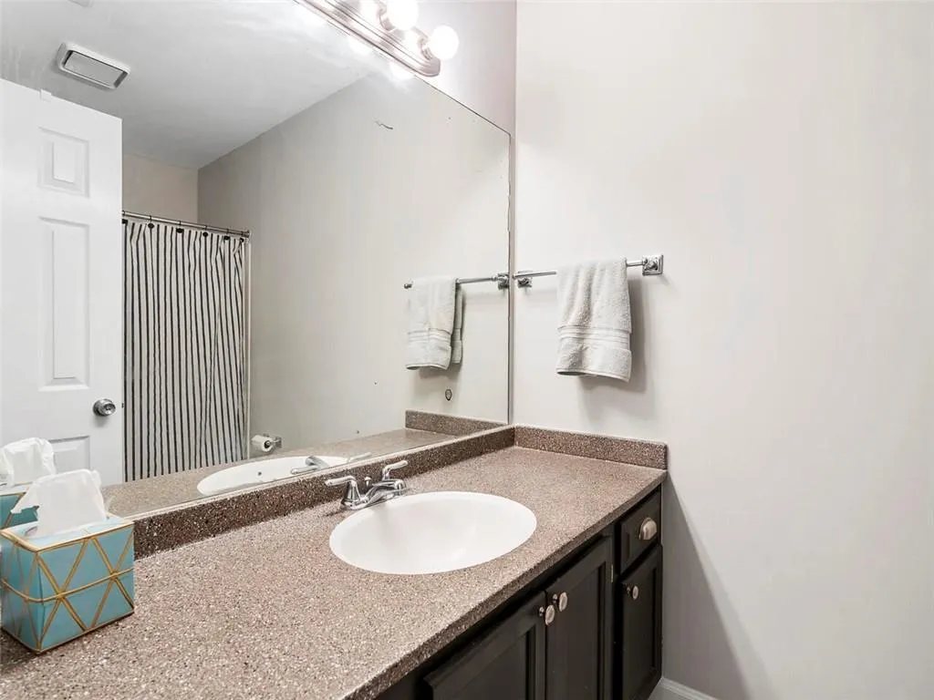 7500 Roswell Road Unit 63, Sandy Springs, Georgia 30350, 2 Bedrooms Bedrooms, ,2 BathroomsBathrooms,Residential,Sold,7500 Roswell Road Unit 63,7013991