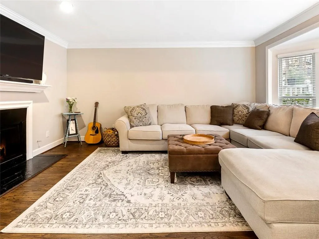 7500 Roswell Road Unit 63, Sandy Springs, Georgia 30350, 2 Bedrooms Bedrooms, ,2 BathroomsBathrooms,Residential,Sold,7500 Roswell Road Unit 63,7013991
