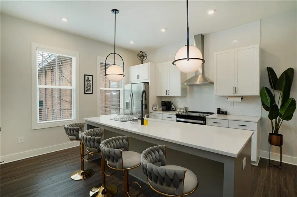 Georgia 30342, 0 ,2 BathroomsBathrooms,Residential,For Sale,7726824