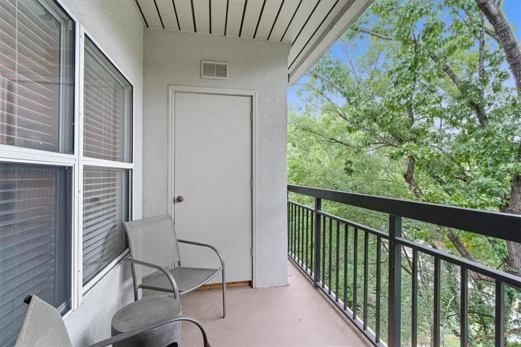 2405 River Green Drive Nw, Atlanta, Georgia 30327, 1 Bedroom Bedrooms, ,1 BathroomBathrooms,Residential,For Sale,2405 River Green Drive Nw,7662209 2405 River Green Drive Nw, Atlanta, Georgia 30327, 1 Bedroom Bedrooms, ,1 BathroomBathrooms,Residential,For Sale,2405 River Green Drive Nw,7662209