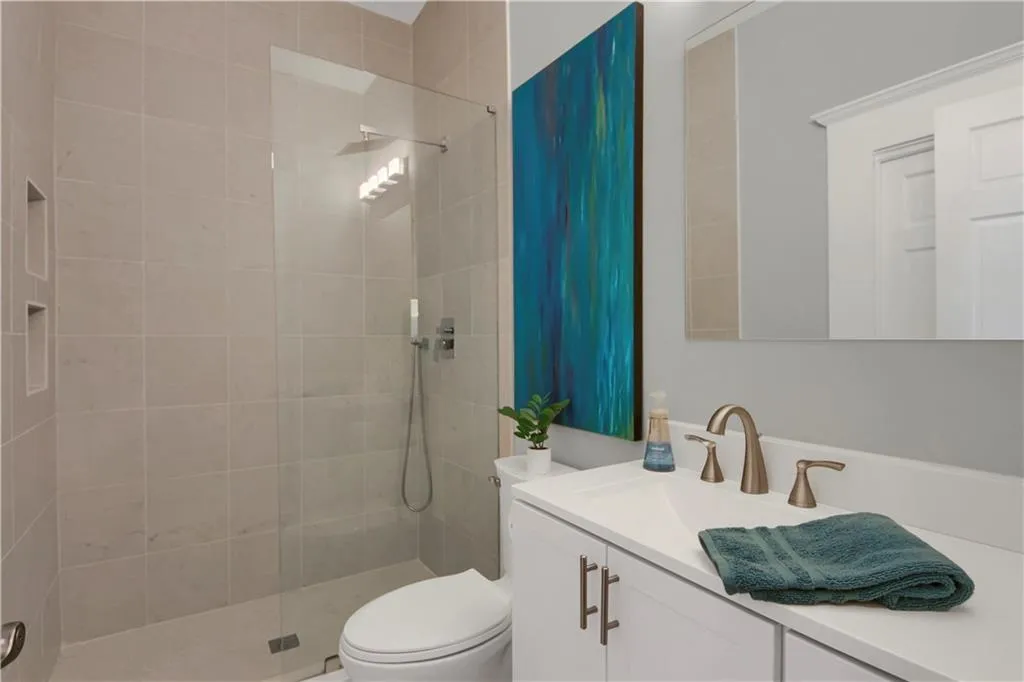 259 14th Street Ne Unit 301, Atlanta, Georgia 30309, 2 Bedrooms Bedrooms, ,2 BathroomsBathrooms,Residential,For Sale,259 14th Street Ne Unit 301,7632449
