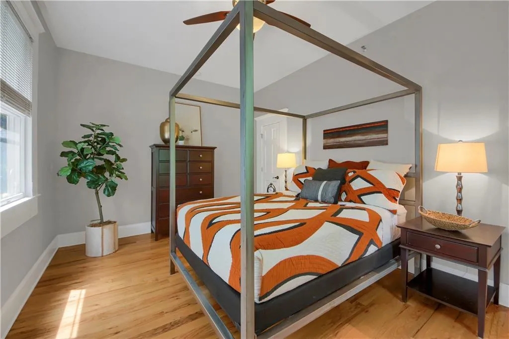 259 14th Street Ne Unit 301, Atlanta, Georgia 30309, 2 Bedrooms Bedrooms, ,2 BathroomsBathrooms,Residential,For Sale,259 14th Street Ne Unit 301,7632449