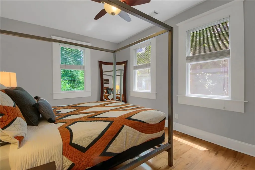 259 14th Street Ne Unit 301, Atlanta, Georgia 30309, 2 Bedrooms Bedrooms, ,2 BathroomsBathrooms,Residential,For Sale,259 14th Street Ne Unit 301,7632449