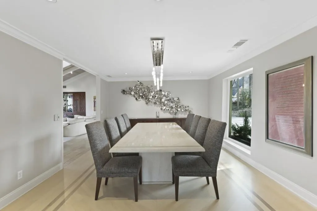 680 River Chase Point, Atlanta, Georgia 30328, 5 Bedrooms Bedrooms, ,3 BathroomsBathrooms,Residential,Sold,680 River Chase Point,6673276