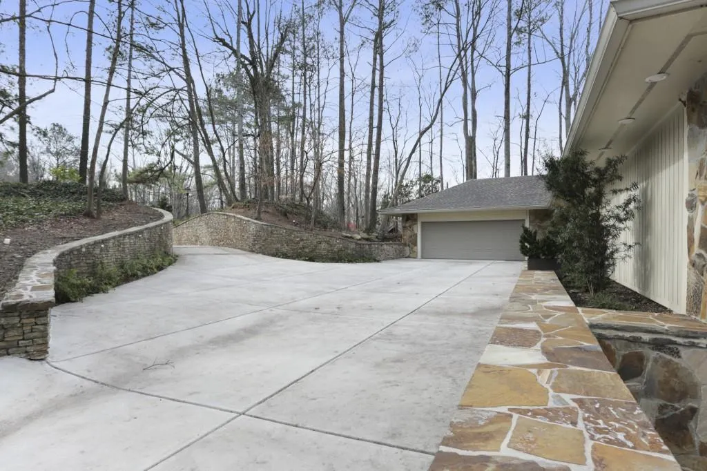 680 River Chase Point, Atlanta, Georgia 30328, 5 Bedrooms Bedrooms, ,3 BathroomsBathrooms,Residential,Sold,680 River Chase Point,6673276