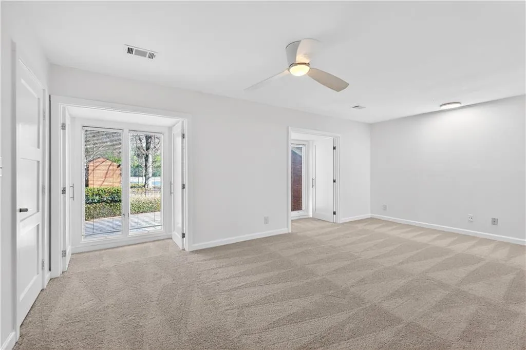 1 Willow Glen Ne, Atlanta, Georgia 30342, 3 Bedrooms Bedrooms, ,3 BathroomsBathrooms,Residential,For Sale,1 Willow Glen Ne,7746848