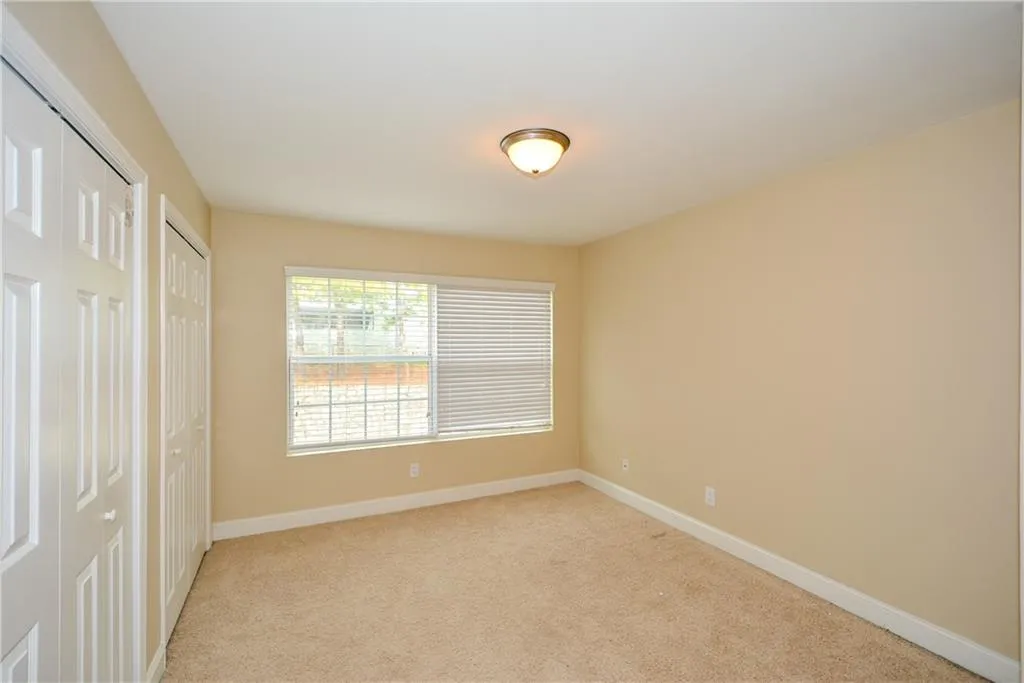 6980 Roswell Road Ne Unit O-5, Atlanta, Georgia 30328, 3 Bedrooms Bedrooms, ,2 BathroomsBathrooms,Residential,Sold,6980 Roswell Road Ne Unit O-5,5944072