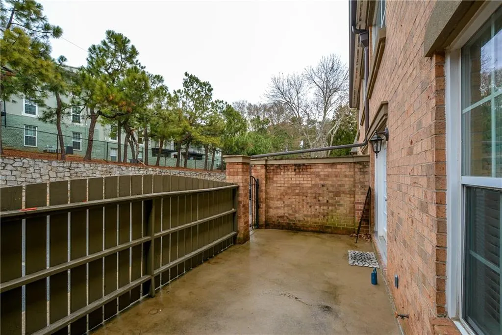 6980 Roswell Road Ne Unit O-5, Atlanta, Georgia 30328, 3 Bedrooms Bedrooms, ,2 BathroomsBathrooms,Residential,Sold,6980 Roswell Road Ne Unit O-5,5944072